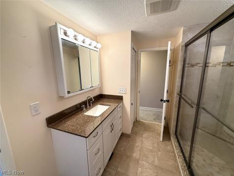 369 Fern Drive Berea OH 44017