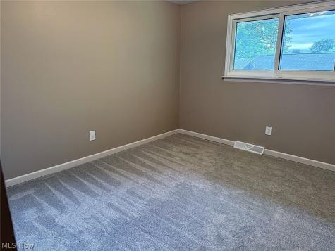 369 Fern Drive Berea OH 44017