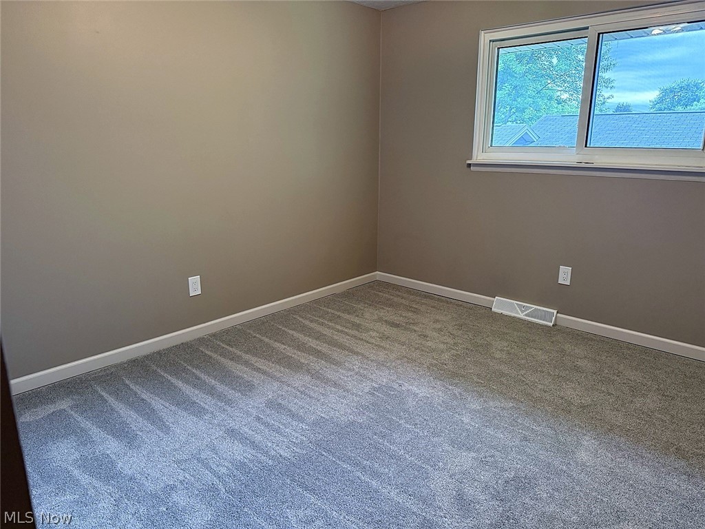 369 Fern Drive Berea OH 44017