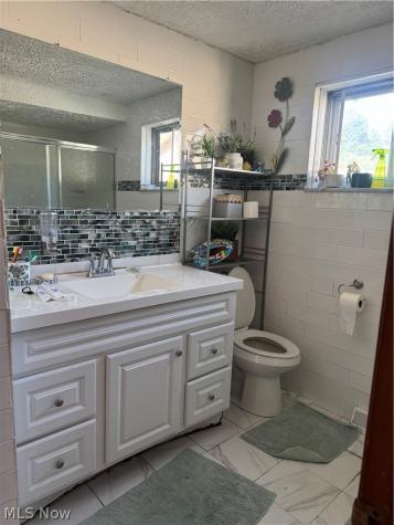 19219 Davinwood Drive Cleveland OH 44135