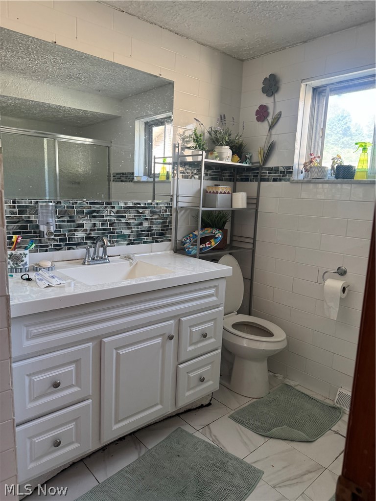 19219 Davinwood Drive Cleveland OH 44135