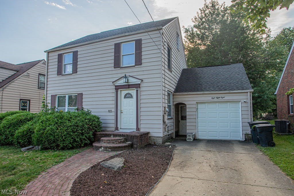 888 Trumbull Avenue SE Warren OH 44484