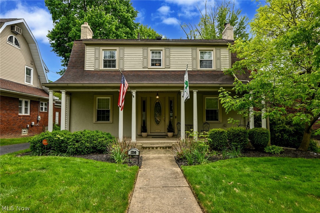 1390 Delia Avenue Akron OH 44320