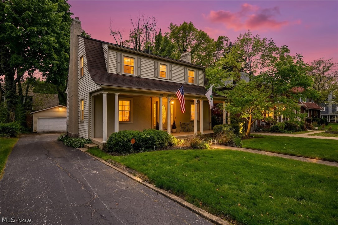 1390 Delia Avenue Akron OH 44320