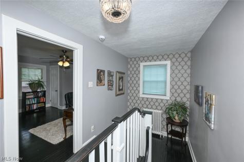1390 Delia Avenue Akron OH 44320