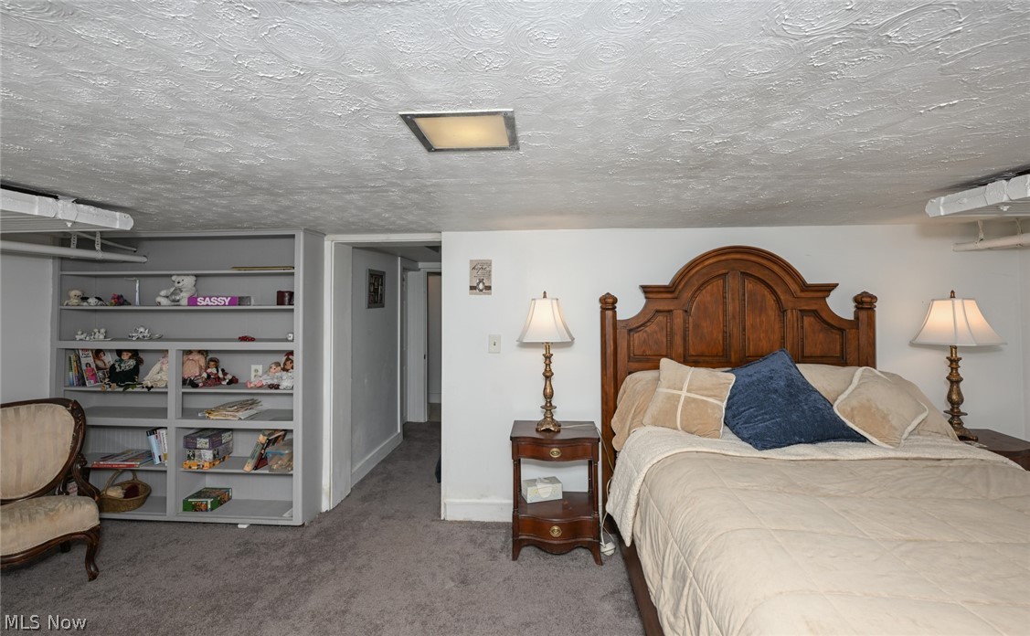 1390 Delia Avenue Akron OH 44320
