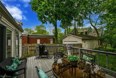 1390 Delia Avenue Akron OH 44320