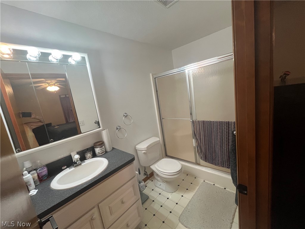 9449 Old State Road Chardon OH 44024