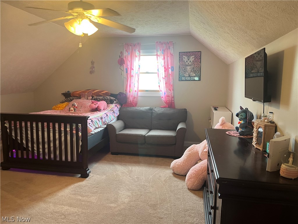 9449 Old State Road Chardon OH 44024