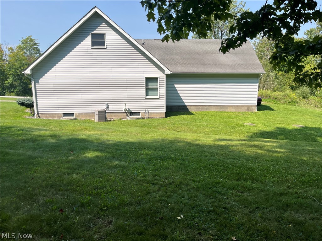 9449 Old State Road Chardon OH 44024