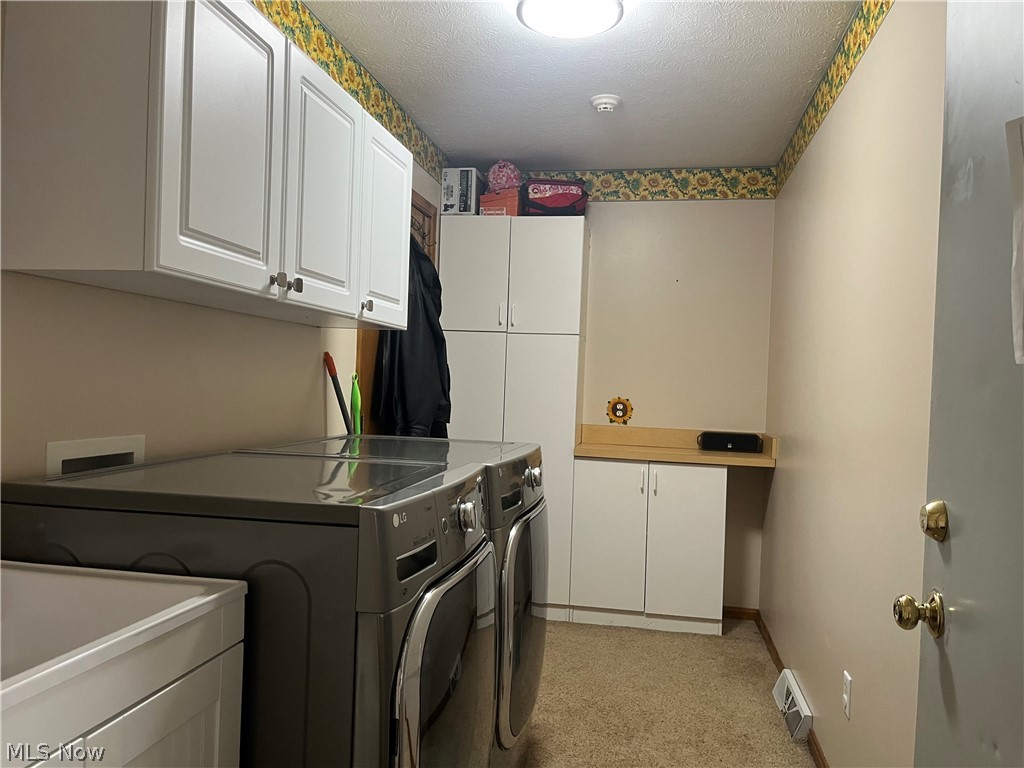 9449 Old State Road Chardon OH 44024