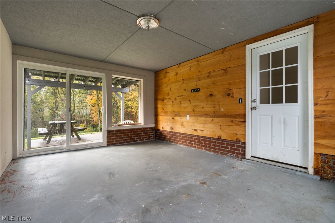2551 Harsh Avenue SE Massillon OH 44646