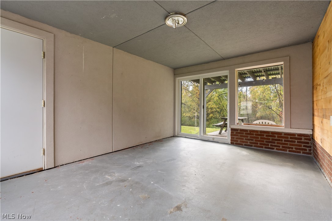 2551 Harsh Avenue SE Massillon OH 44646
