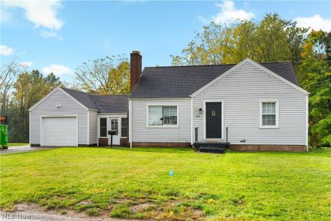 2551 Harsh Avenue SE Massillon OH 44646