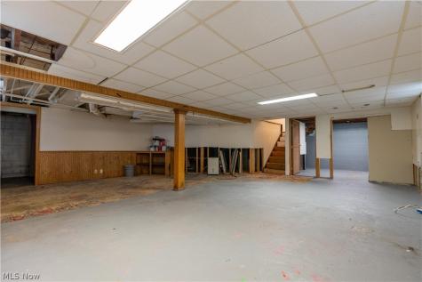 2551 Harsh Avenue SE Massillon OH 44646