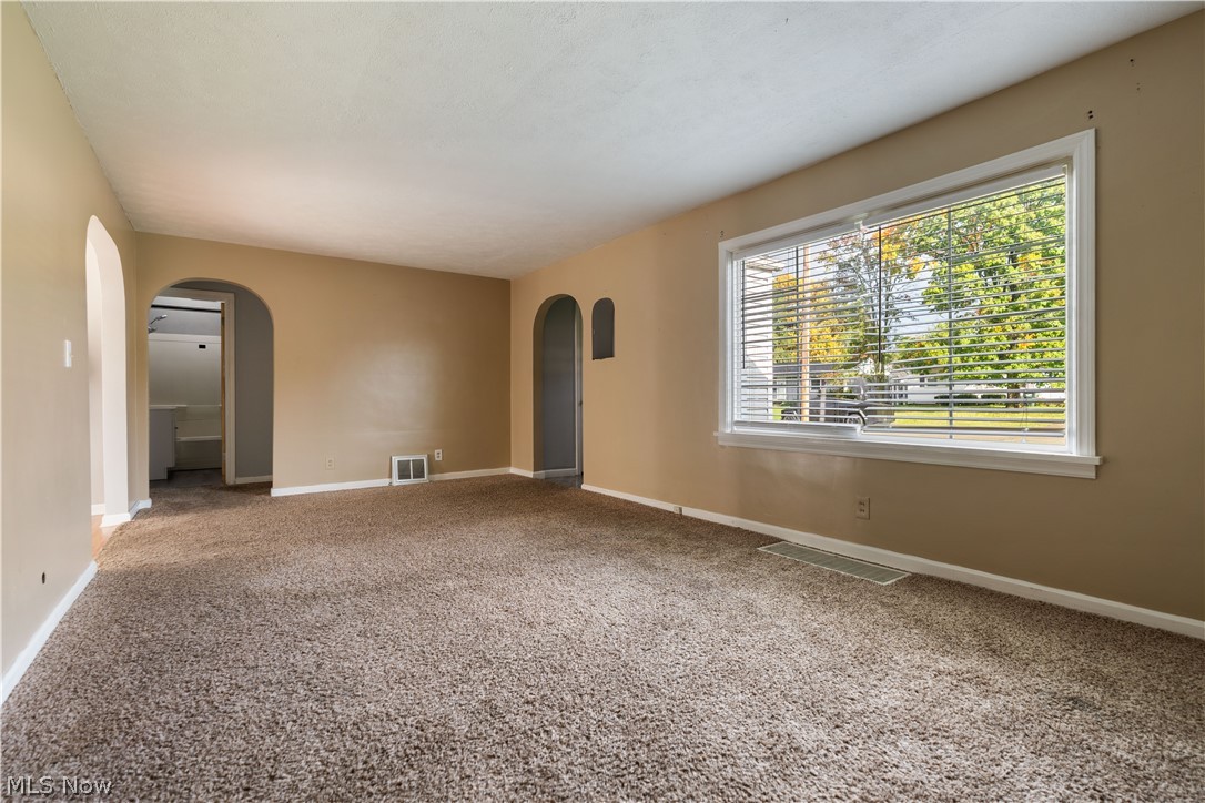 2551 Harsh Avenue SE Massillon OH 44646