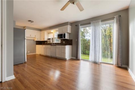 2551 Harsh Avenue SE Massillon OH 44646