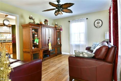 2270 Oran Drive Youngstown OH 44511