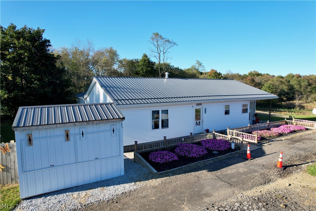 16916 State Route 644 Salineville OH 43945