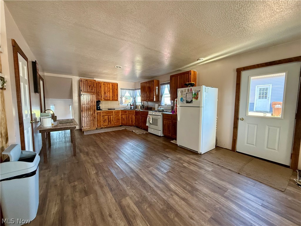 16916 State Route 644 Salineville OH 43945