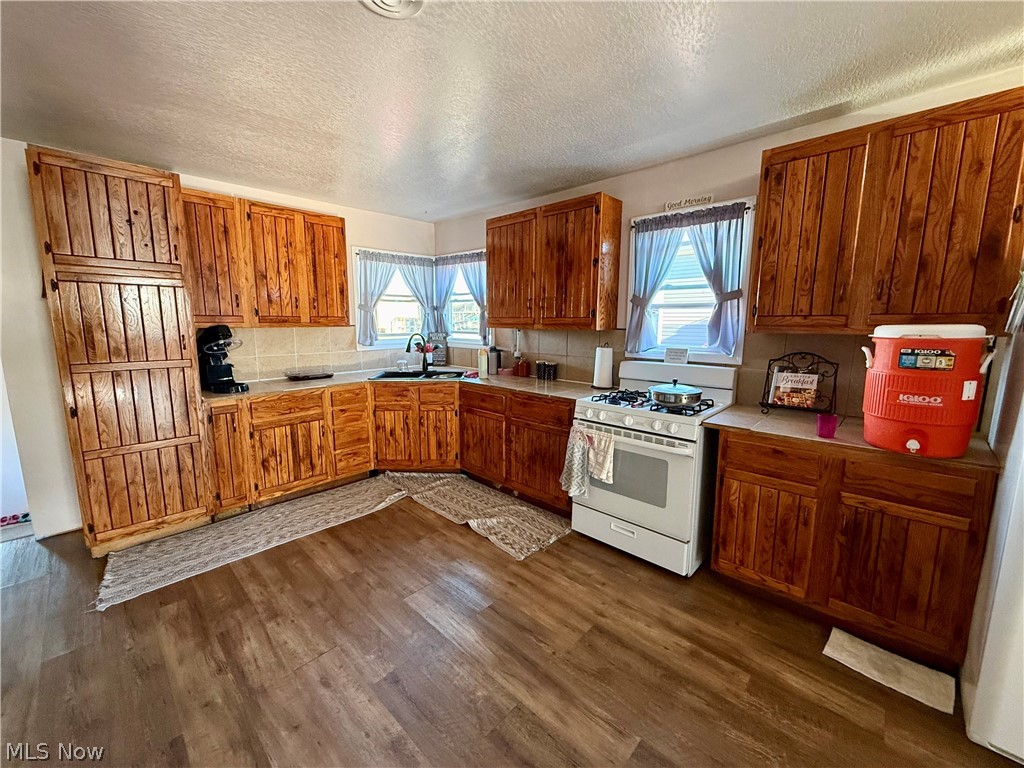 16916 State Route 644 Salineville OH 43945