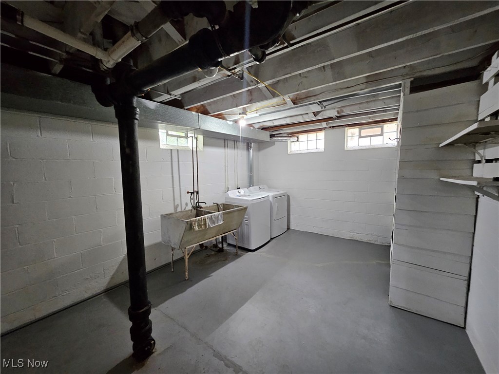 2070 Thurmont Road Akron OH 44313