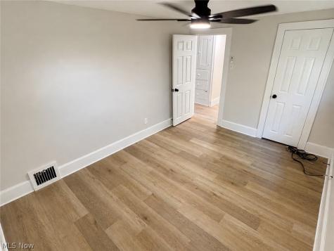 1352 Diagonal Road Akron OH 44320