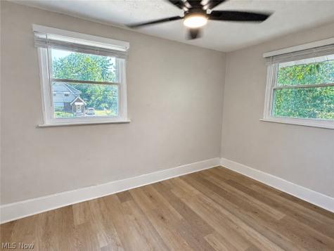1352 Diagonal Road Akron OH 44320