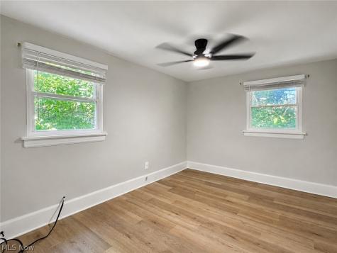 1352 Diagonal Road Akron OH 44320