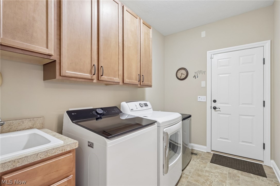 4239 Saint Annes Court Avon OH 44011