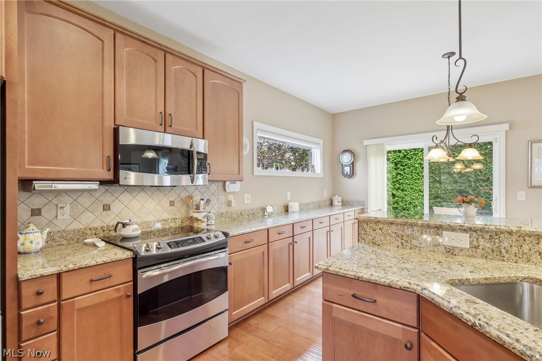 4239 Saint Annes Court Avon OH 44011