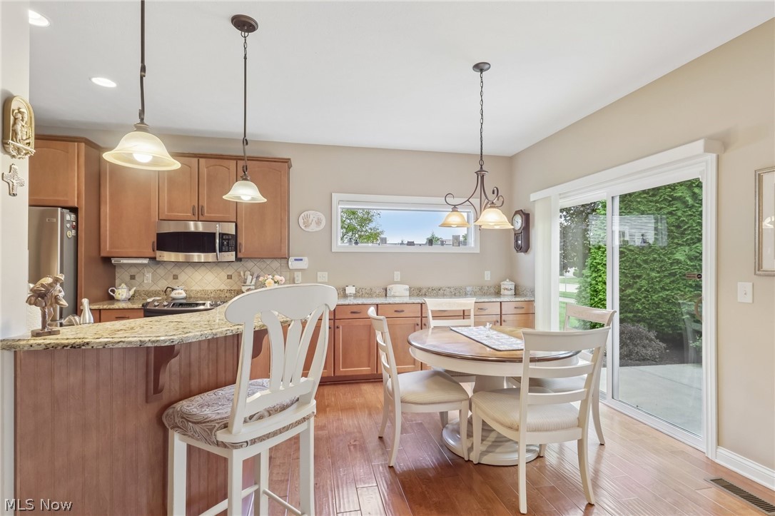 4239 Saint Annes Court Avon OH 44011