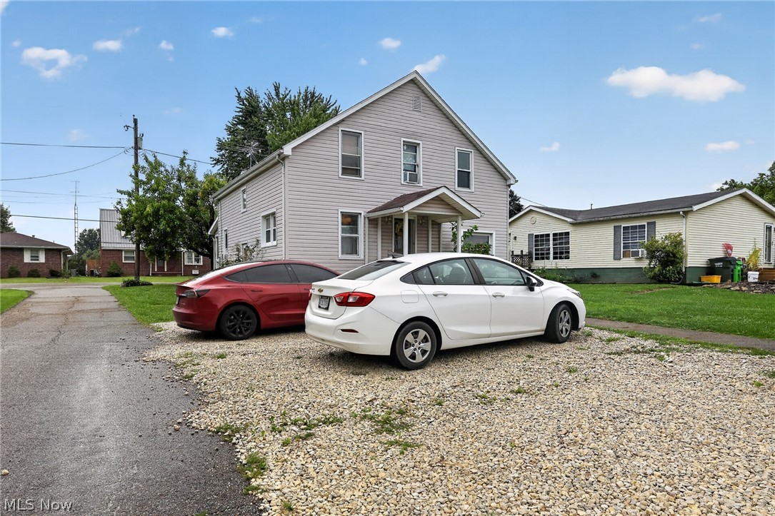 620 Lincoln Avenue NW Carrollton OH 44615