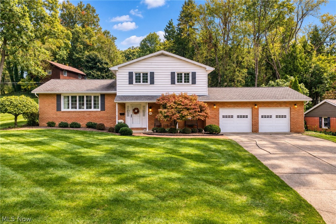 802 Deerfield Lane NE Massillon OH 44646