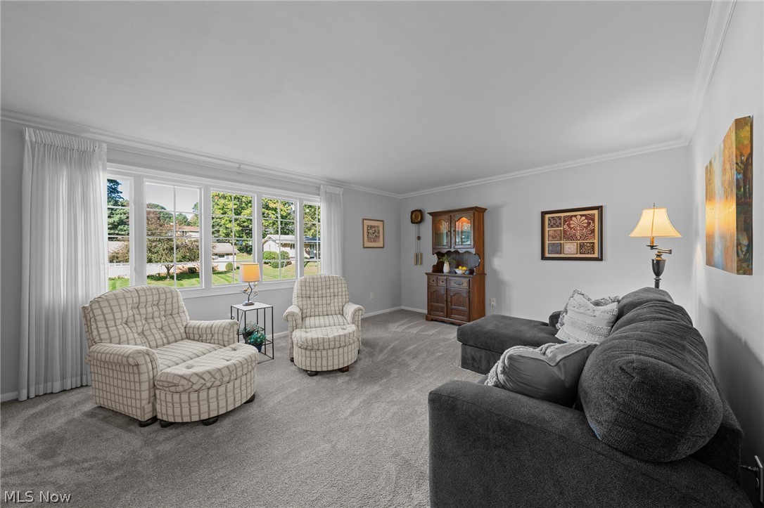 802 Deerfield Lane NE Massillon OH 44646