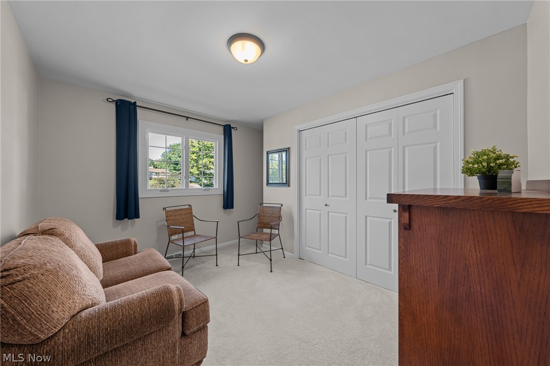 802 Deerfield Lane NE Massillon OH 44646