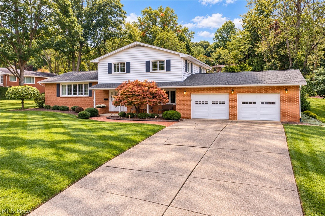 802 Deerfield Lane NE Massillon OH 44646