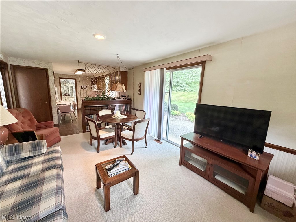 207 Terry Avenue NE Massillon OH 44646