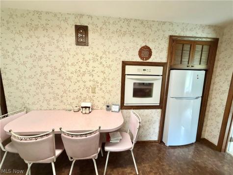 207 Terry Avenue NE Massillon OH 44646