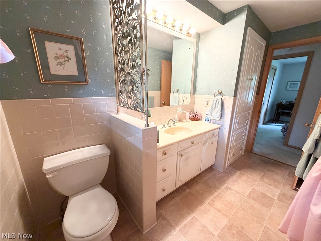 207 Terry Avenue NE Massillon OH 44646