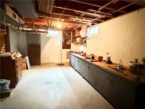 207 Terry Avenue NE Massillon OH 44646