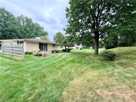 207 Terry Avenue NE Massillon OH 44646