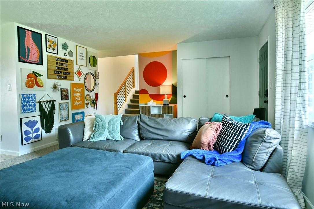 3819 Adrian Drive SE Warren OH 44484