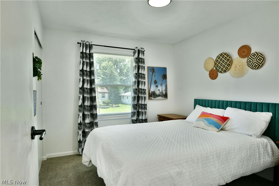 3819 Adrian Drive SE Warren OH 44484