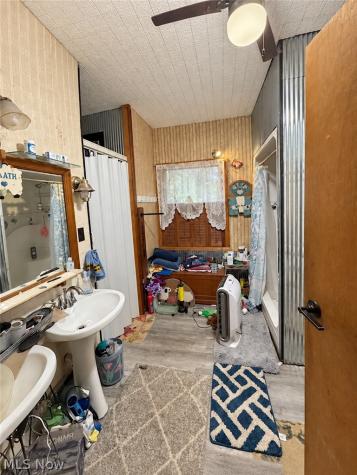 124 N Pleasant Avenue Niles OH 44446