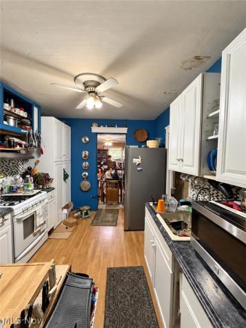 124 N Pleasant Avenue Niles OH 44446