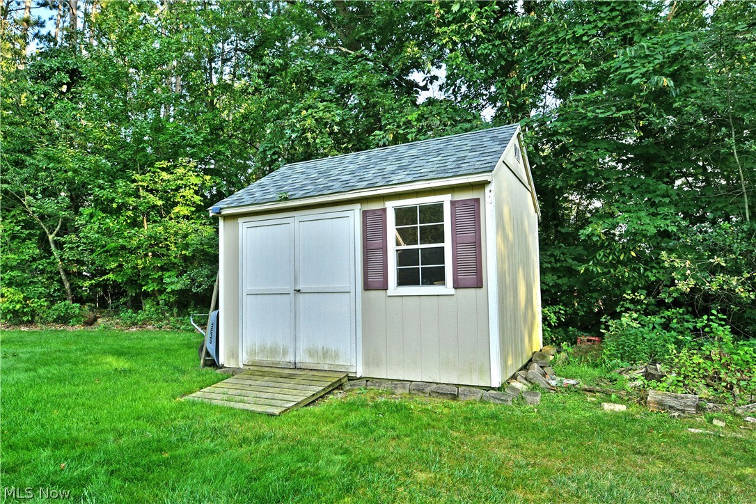 3750 Oakview Drive Girard OH 44420