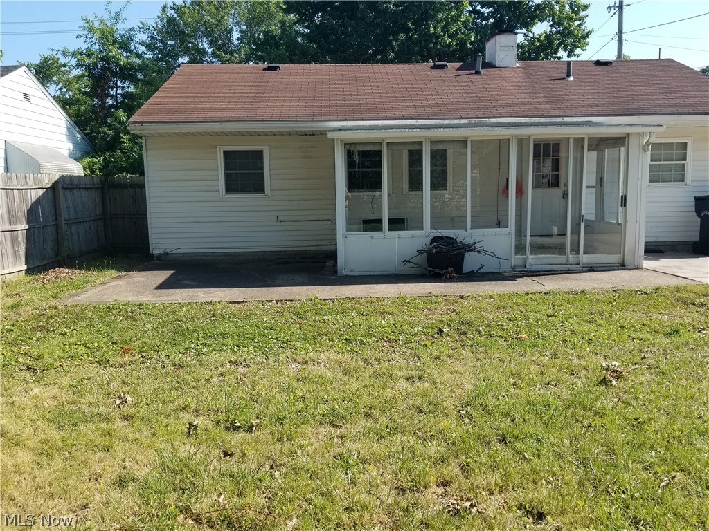 654 Poplar Street Elyria OH 44035