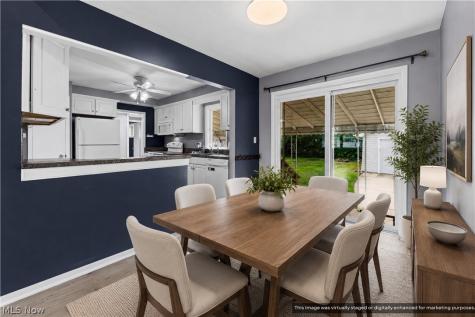 578 E Dartmoor Avenue Seven Hills OH 44131
