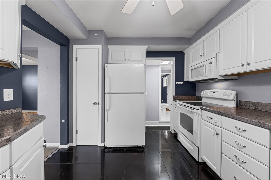 578 E Dartmoor Avenue Seven Hills OH 44131